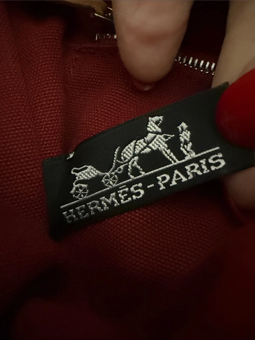 Hermes versatile canvas